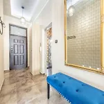 Etti Apartment - Our New Design Downtown Home